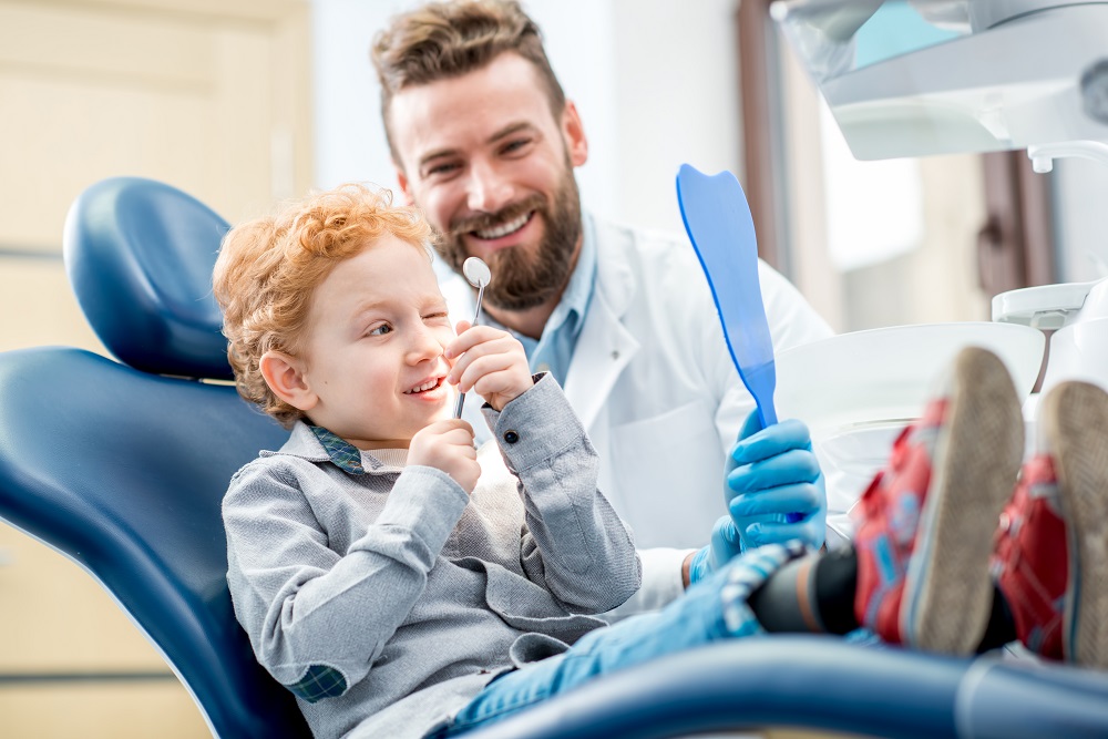 child at the dentist