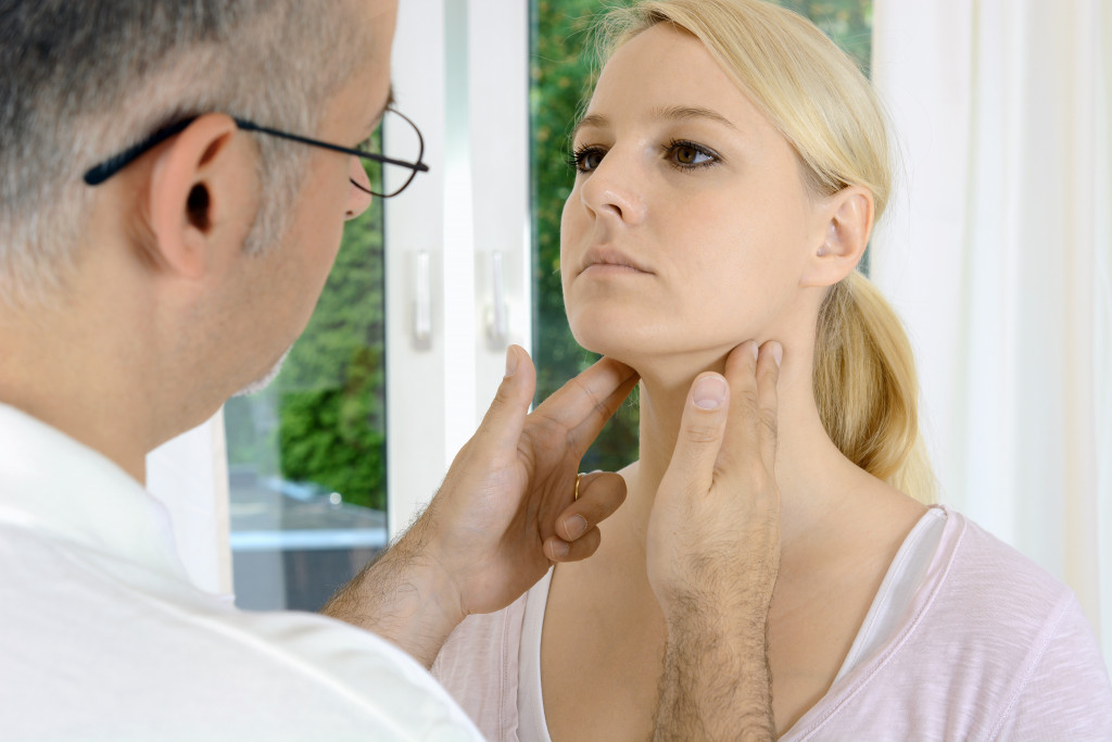 woman and dentist